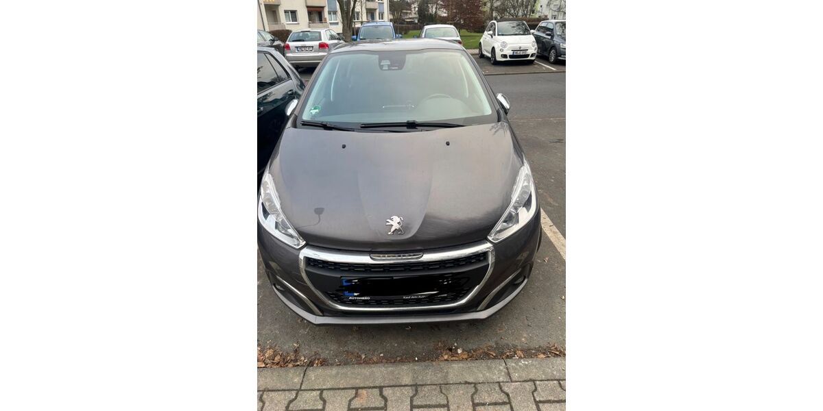 Peugeot 208 24.000 km 14.500 &euro; Oberursel 61440