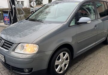 VW Touran 231.000 km 900 &euro; Frankfurt 60487