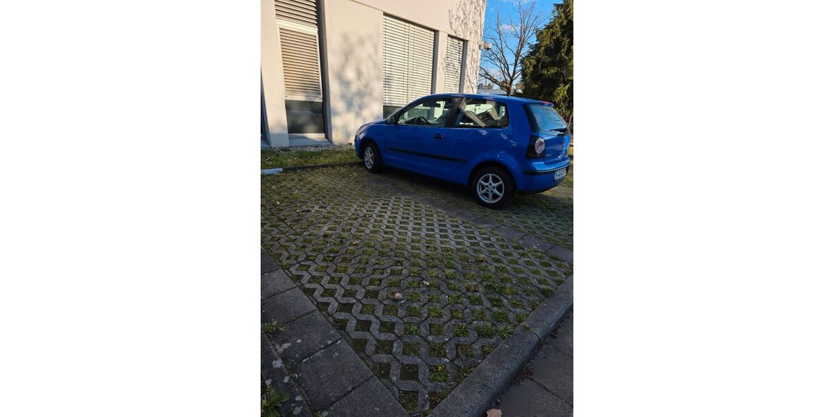 VW Polo 142.000 km 1.150 &euro; dreieich 63303