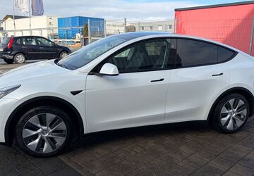 Tesla Model Y 32.000 km 34.400 &euro; Wöllstadt 61206