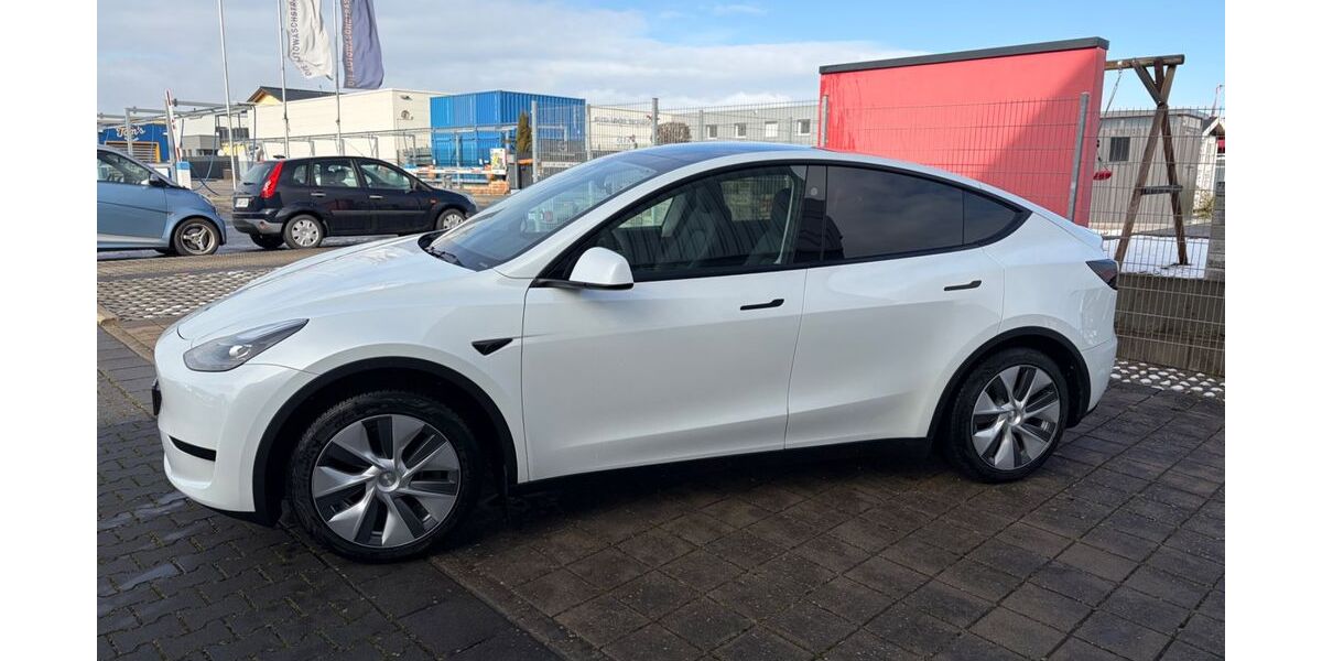 Tesla Model Y 32.000 km 34.400 &euro; Wöllstadt 61206