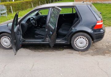 VW Golf 170.000 km 1.890 &euro; Offenbach am Main 63069