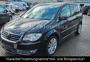 VW Touran 219.000 km 5.500 &euro; Frankfurt 65933