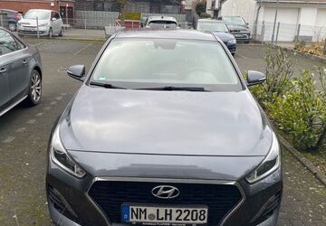 Hyundai i30 182.000 km 8.700 &euro; Neu-Isenburg 63263