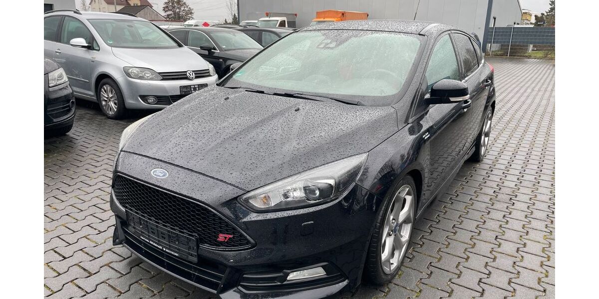 Ford Focus 210.000 km 7.999 &euro; Stockstadt a.M. 63811