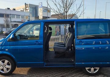 VW T5 Transporter 187.300 km 17.700 &euro; Rüsselsheim 65428
