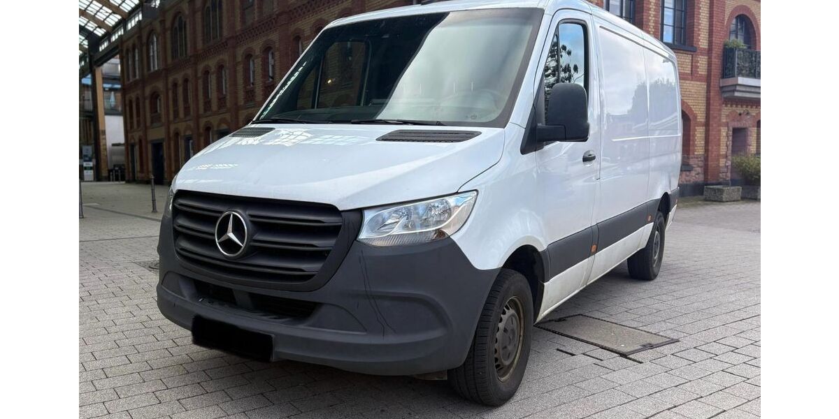 Mercedes-Benz Sprinter 270.000 km 14.900 &euro; Heusenstamm 63150