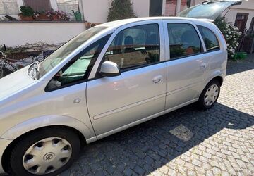 Opel Meriva 166.000 km 1.222 &euro; Frankfurt 63683