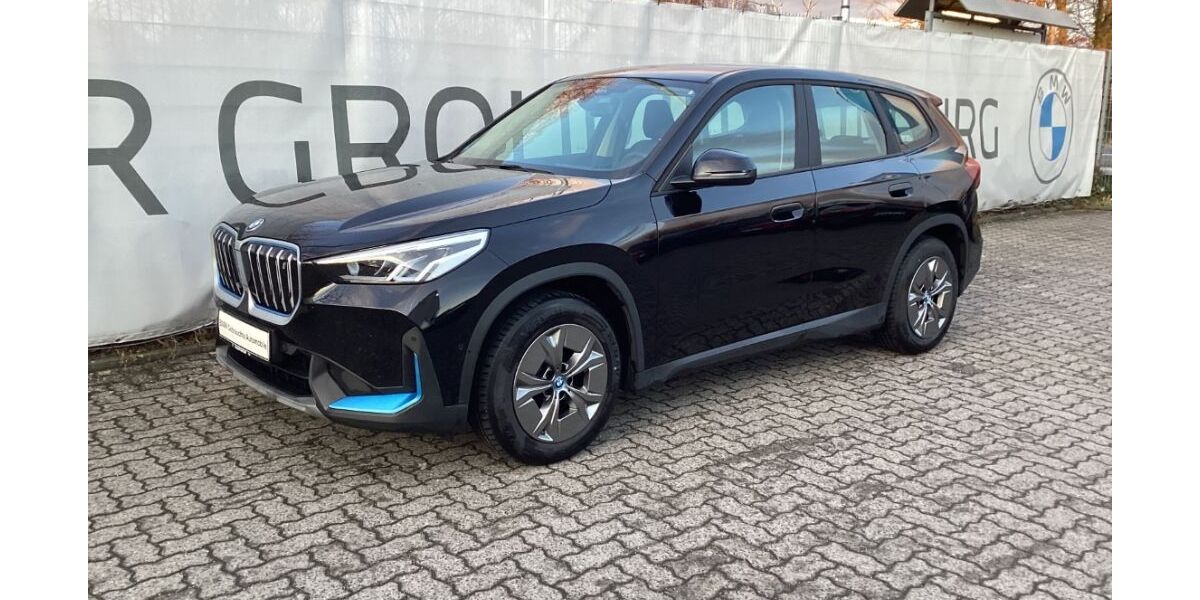 BMW iX1 41.698 km 29.966 &euro; Hainburg 63512