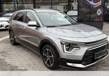 Kia Niro 8.500 km 32.970 &euro; Hanau 63452