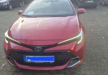 Toyota Corolla 160.000 km 22.999 &euro; Maintal 63477