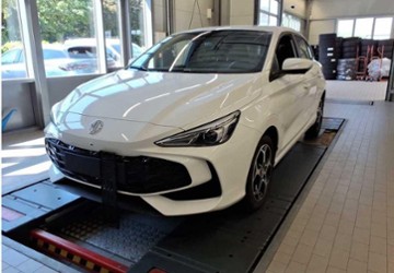 MG 3 15.996 km 16.980 &euro; Rüsselsheim 65428