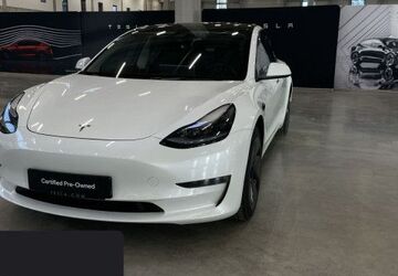 Tesla Model 3 53.330 km 29.200 &euro; Hanau 63457
