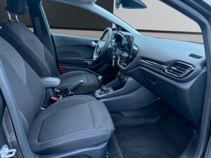 Ford Fiesta Titanium*WinterPaket*getönte Scheiben 50.000 km 16.439 &euro; Nidderau 61130