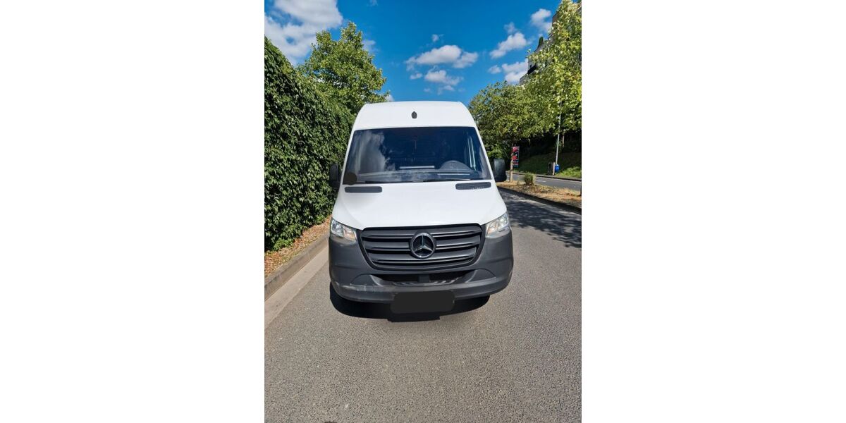 Mercedes-Benz Sprinter 319.000 km 12.999 &euro; Frankfurt am main 60488
