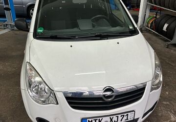 Opel Agila 70.500 km 2.950 &euro; Königstein 61462