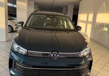 VW Tiguan 33.000 km 29.500 &euro; Frankfurt am Main 60386