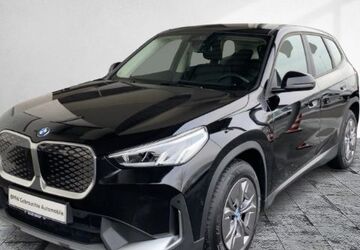 BMW iX1 24.418 km 31.566 &euro; Frankfurt 60314