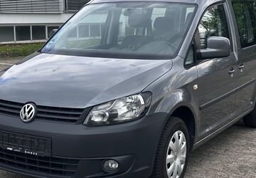 VW Caddy 79.000 km 5.990 &euro; kelkheim 65779