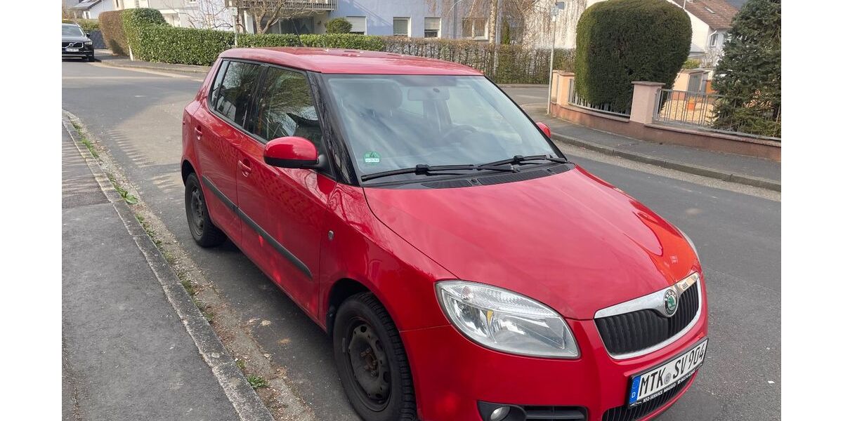 Skoda Fabia 137.000 km 1.700 &euro; Kelkheim 65779