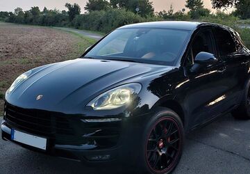 Porsche Macan 94.000 km 39.900 &euro; Karben 61184