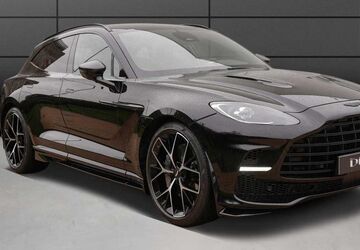 Aston Martin DBX 3.890 km 249.007 &euro; Kronberg 61476