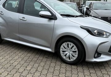 Toyota Yaris 149.045 km 11.999 &euro; Hanau 63452