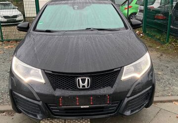 Honda Civic 228.356 km 5.700 &euro; Frankfurt am Main 60486