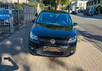 VW Touran 160.000 km 11.450 &euro; Offenbach 63071