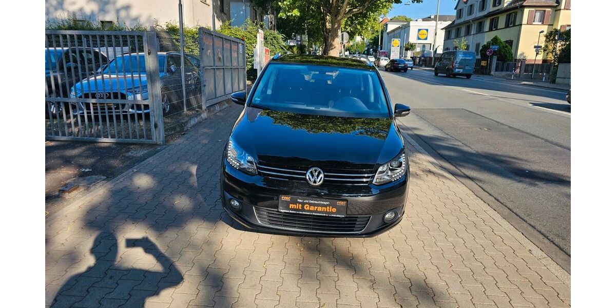 VW Touran 160.000 km 11.450 &euro; Offenbach 63071
