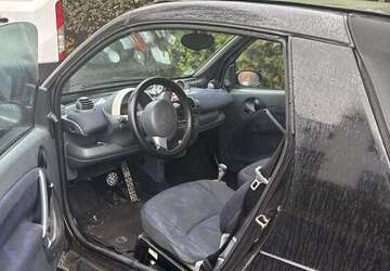 Smart forTwo 104.215 km 650 &euro; Frankfurt am Main 60439