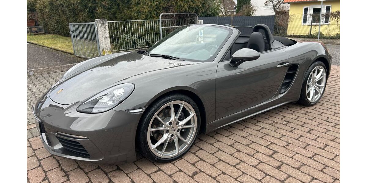 Porsche Boxster 8.200 km 56.490 &euro; Hasselroth 63594
