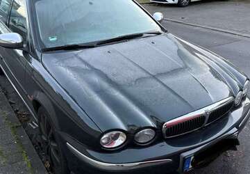 Jaguar X-Type 221.000 km 2.100 &euro; Rodgau 63110