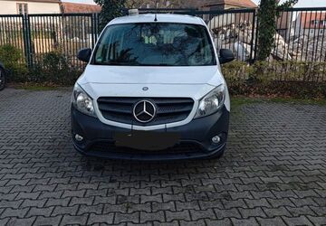 Mercedes-Benz Citan 126.000 km 7.400 &euro; Hanau 63450