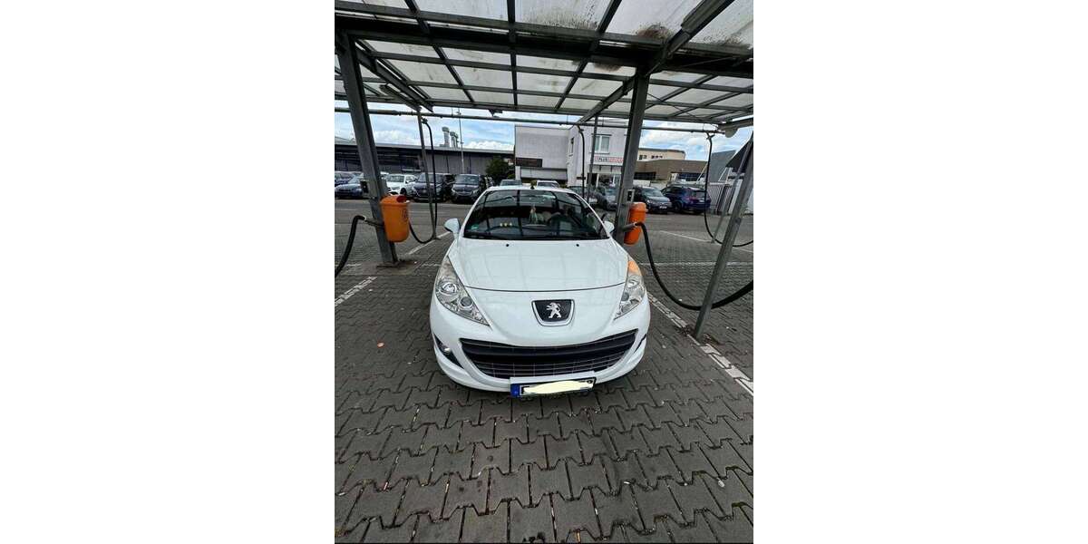 Peugeot 207 167.000 km 2.600 &euro; frankfurt am main 60326