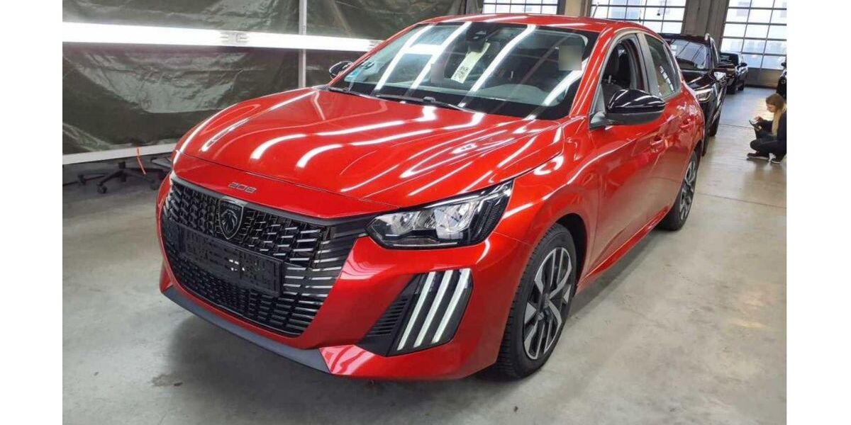 Peugeot 208 17.557 km 12.980 &euro; Rüsselsheim 65428