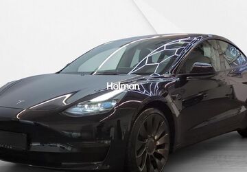 Tesla Model 3 37.327 km 29.215 &euro; Eschborn 65760