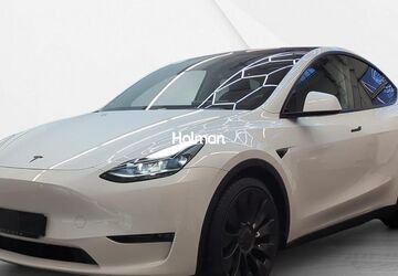 Tesla Model Y 66.996 km 35.520 &euro; Eschborn 65760