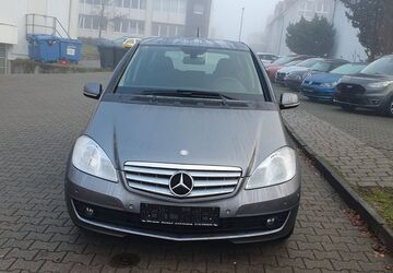 Mercedes-Benz A 160 98.047 km 7.250 &euro; Kronberg 61476
