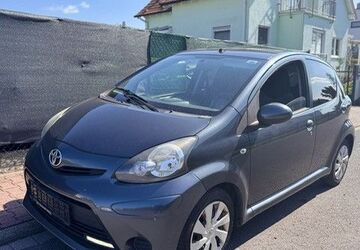Toyota Aygo (X) 295.996 km 1.430 &euro; Hanau 63452
