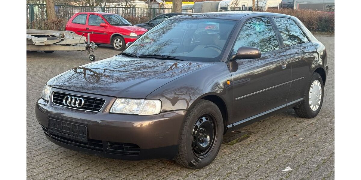 Audi A3 84.000 km 2.950 &euro; Rüsselsheim 65428