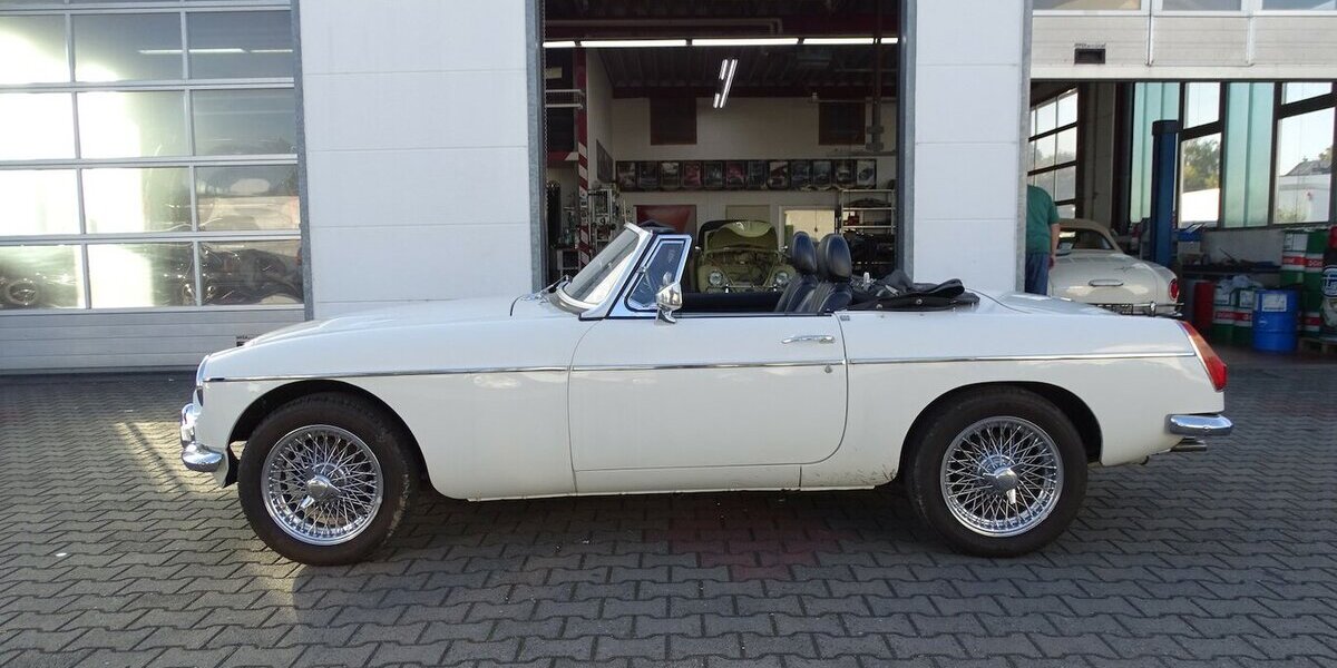 MG B Unikat V8 Alu Motor 2.195 km 22.990 &euro; Rodgau 63110