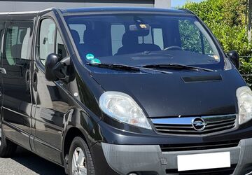 Opel Vivaro 248.000 km 8.200 &euro; Oberursel 61440
