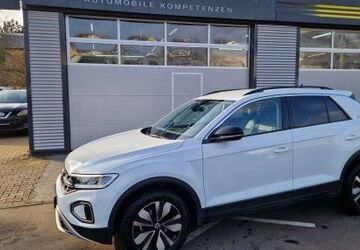 VW T-Roc 15.892 km 26.650 &euro; Friedrichsdorf 61381