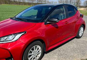 Toyota Yaris 26.806 km 19.200 &euro; Dietzenbach, Kreisstadt 63128