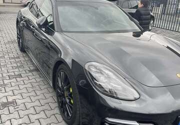 Porsche Panamera 118.000 km 62.000 &euro; flörsheim 65439