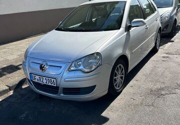 VW Polo 223.200 km 2.399 &euro; Offenbach Am Main 63071