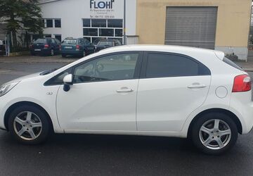 Kia Rio 139.900 km 5.650 &euro; Kronberg 61476