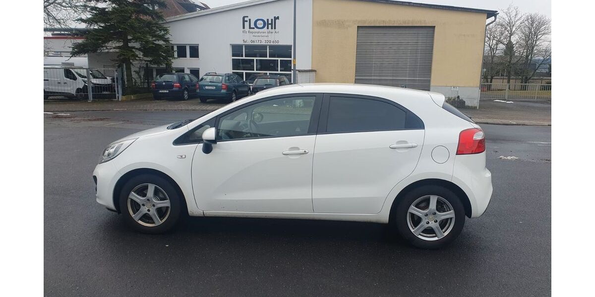 Kia Rio 139.900 km 5.650 &euro; Kronberg 61476