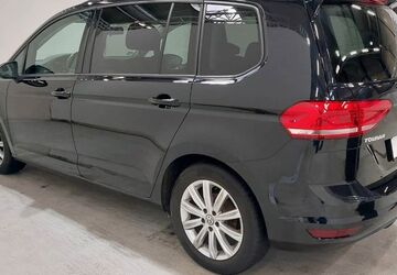 VW Touran 134.000 km 16.900 &euro; Frankfurt am Main 60388